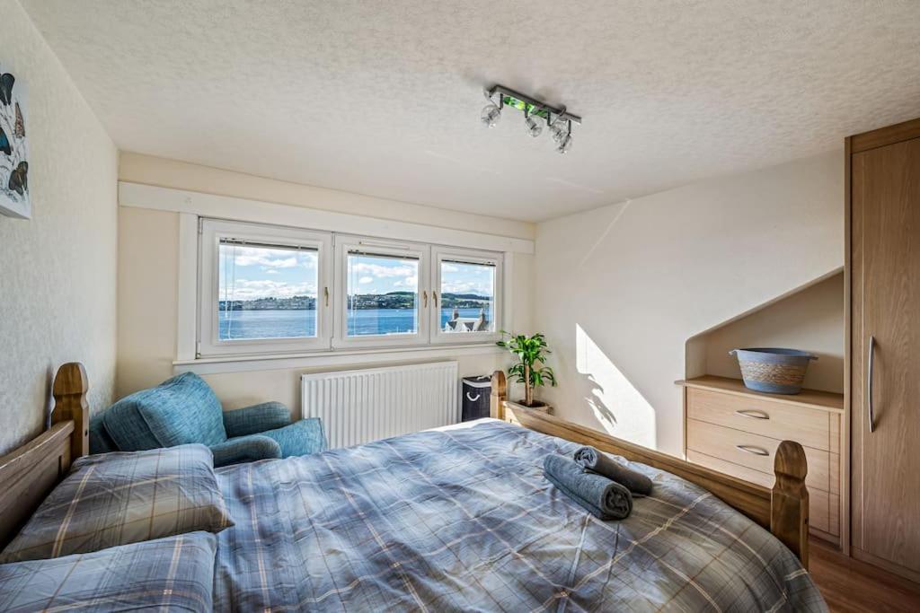 Riverview -3 Bedroom -sleeps 6 Apartment