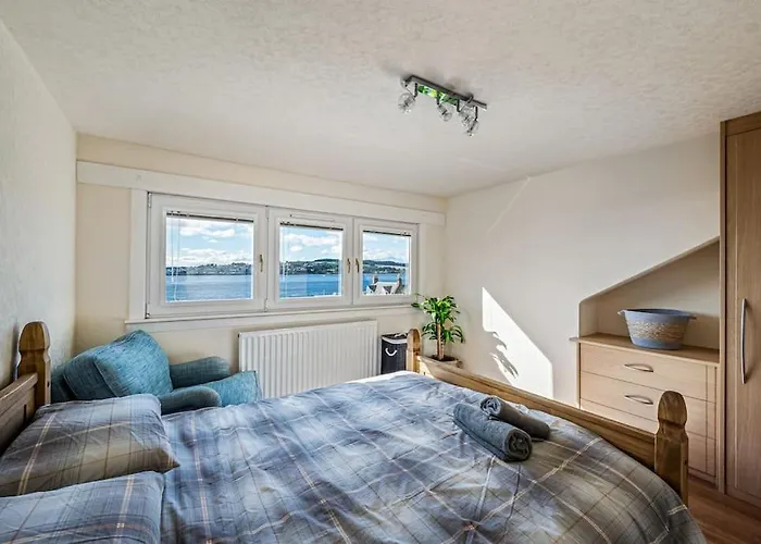Broughty Ferry Riverview Apt -3 Bedroom -Sleeps 6